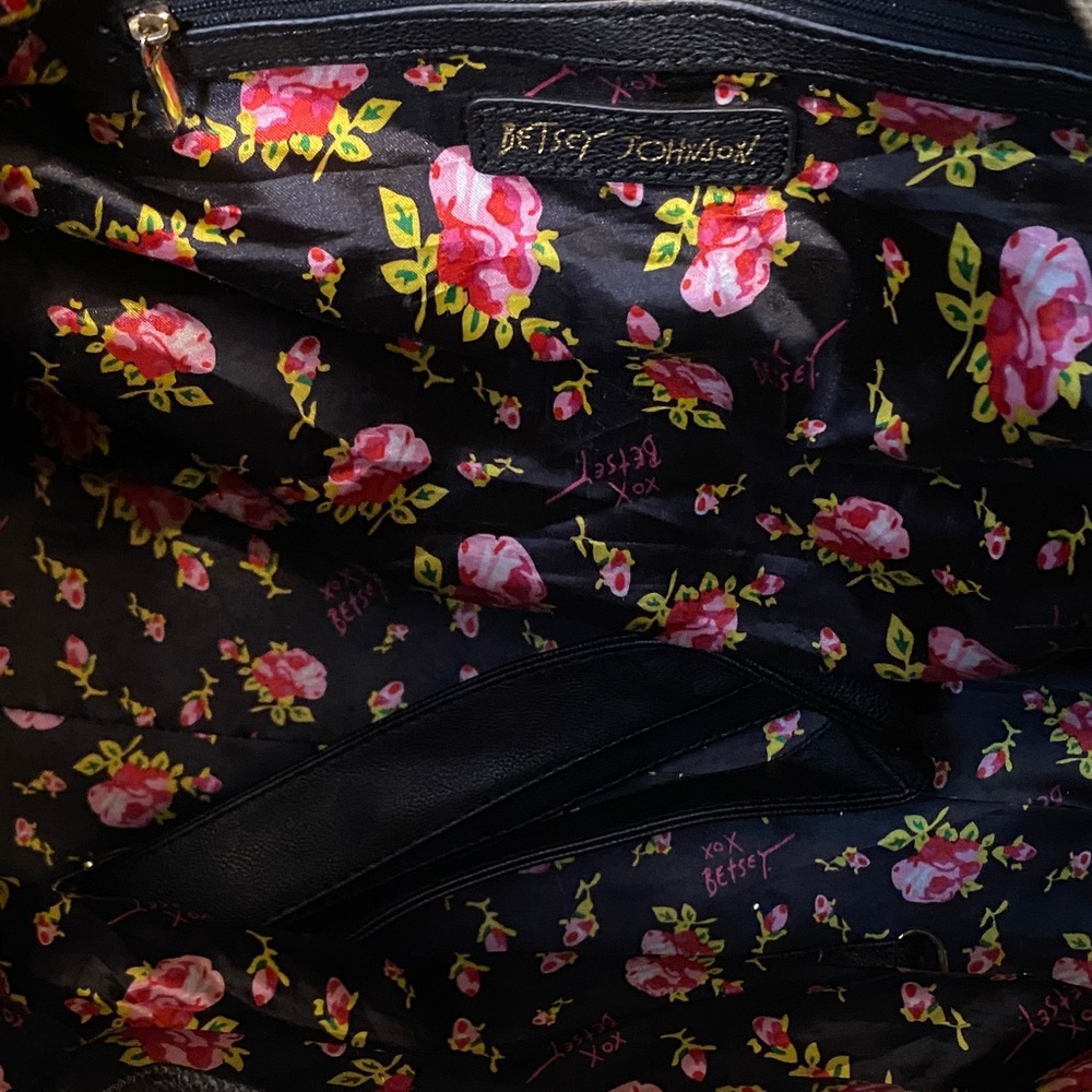 Betsey Johnson Yellow Pineapple Tote Bag - Picture 4 of 7